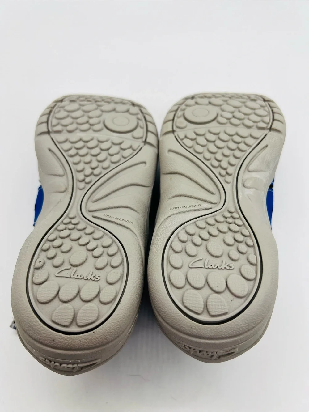 Clarks Blue and White Kids Water Resistant Hiking Sandals Size 11.5W